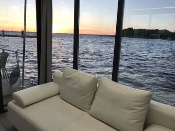 Фото номера Плавучий дом-лодка Morgan Апартаменты Houseboat Porta Mare г. Камень-Поморски 2