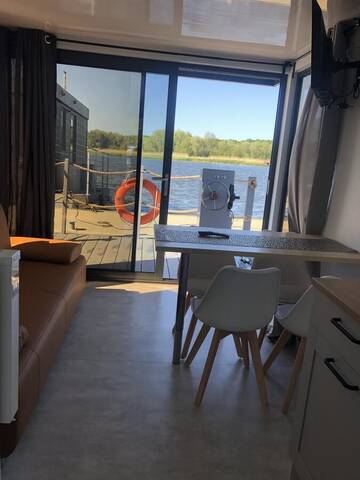 Фотографии Апартаменты Houseboat Porta Mare г. Камень-Поморски (Польша) №2 Фото Апартаменты Houseboat Porta Mare г. Камень-Поморски 2
