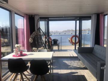 Фото номера Апартаменты Апартаменты Houseboat Porta Mare г. Камень-Поморски 3