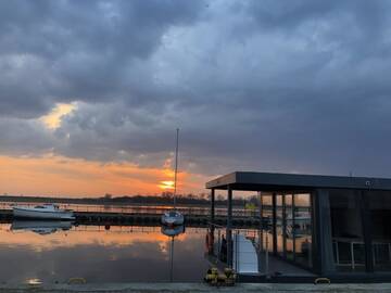Фото номера Апартаменты Апартаменты Houseboat Porta Mare г. Камень-Поморски 2